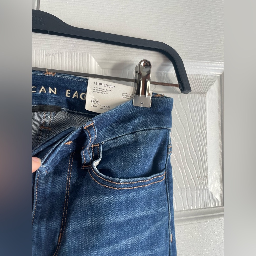 BNWT American Eagle Forever Soft Hi-Rise Jegging - Picture 3 of 5